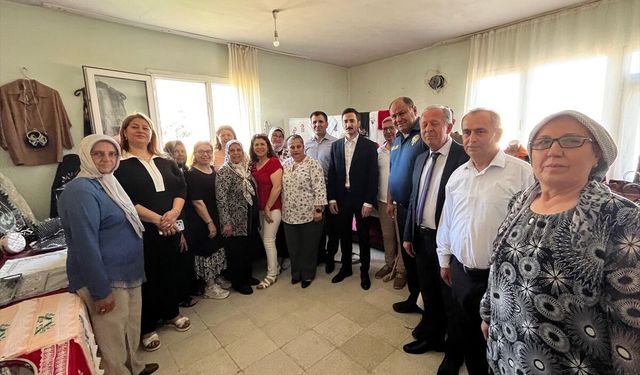 Beydağ’da yıl sonu sergisi yoğun ilgi gördü! Kursiyerlerin el emeği ürünleri beğeni topladı