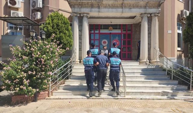 Jandarmadan Didim’de göçmen operasyonu: Kaçak geçiş girişimi engellendi!