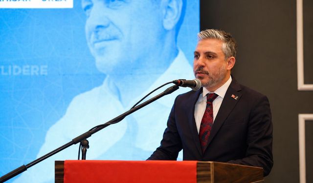 AK Partili Kayacan'dan Balçova Belediyesi'ne sinek ilacı tepkisi: "Kış ortasında 800 bin liralık...''