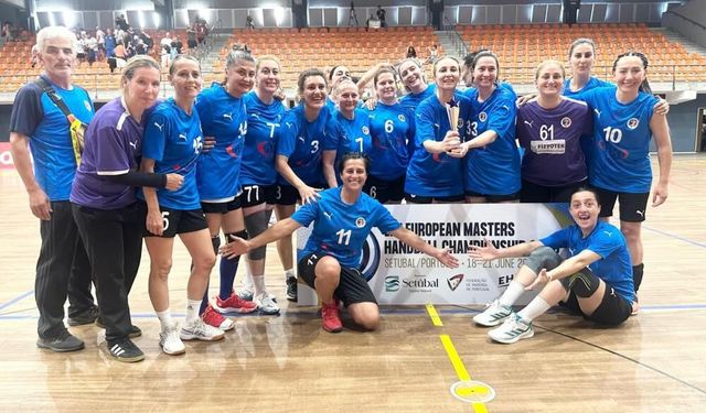 Aliağa Veteran Hentbol Takımı Avrupa’nın en iyi dört takımı arasına girdi!