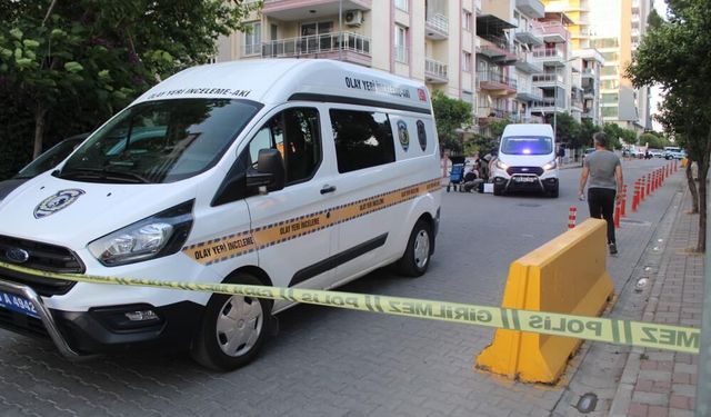 Aydın’da şüpheli valiz alarmı: Emniyet karşısında kontrollü patlatıldı