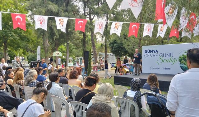 İzmir’de sanatla çevre farkındalığı: “Çevre Demişken…” oyununa büyük ilgi