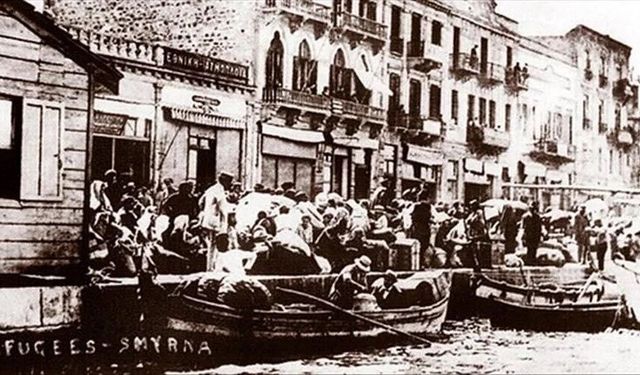 9 Eylül 1922 Yunanlıların İzmir'de denize dökülmesi olayı