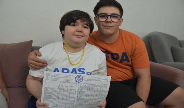 Karnesi evine geldi, kendisi DMD hastalığı nedeniyle gidemedi: İzmirli Aras destek bekliyor!