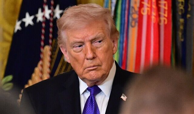 Trump’tan İran’a sert mesaj: “Apache helikopterimizin düşürülmesine karşılık vermeliyiz”