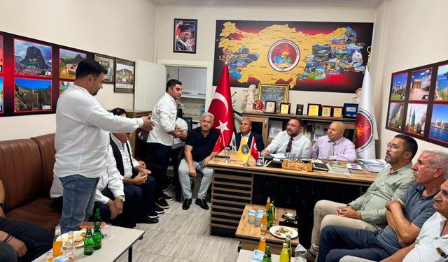 CHP'li Gümrükçü: "Birleşerek çok daha güçlü bir İzmir yaratıyoruz!"