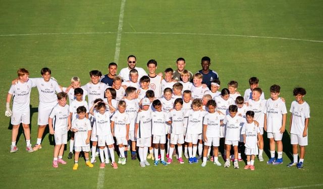 Arda Güler minik futbolculara unutulmaz anlar yaşattı!