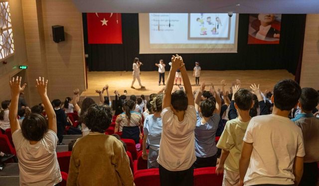 Geleceğin sağlıklı nesilleri Bornova’da yetişiyor: Tam 2 bin 489 öğrenciye ulaşıldı!