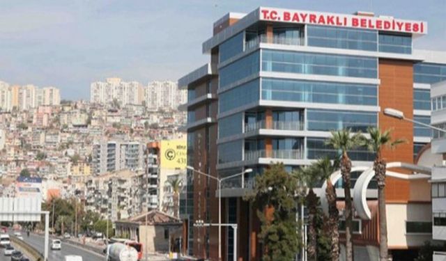 Bayraklı Belediyesi'nin kadrosunda taşlar yerinden oynadı!  Çiğli'den başkan yardımcısı geldi!