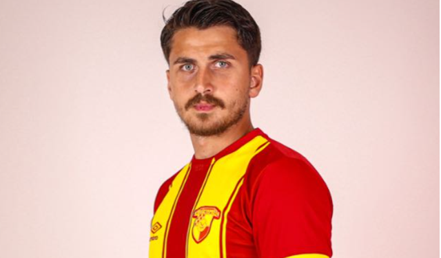 Göztepe'nin genç kaptanı yeni takımına imzayı attı