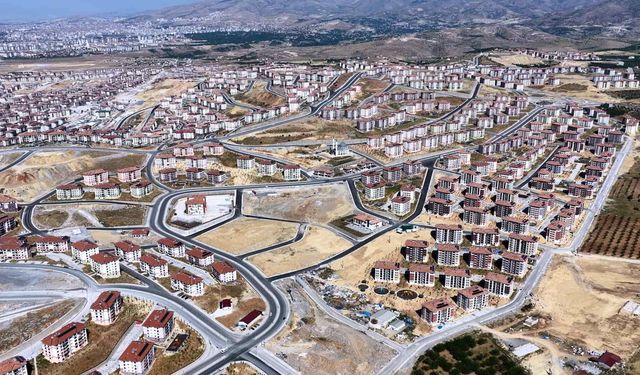 Bakan Kurum o sayıyı duyurdu: İlk Evim sosyal konut projesine milyonlar başvurdu!