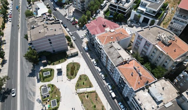 İzmir Narlıdere'de metronun yıprattığı yolu belediye onardı!