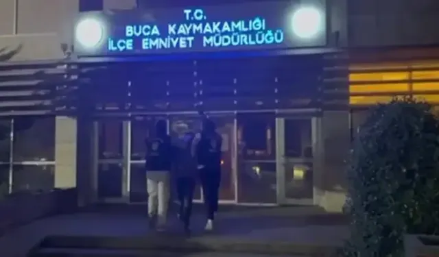 İzmir'de hapis cezası bulunan firari İZBAN çıkışında yakalandı!