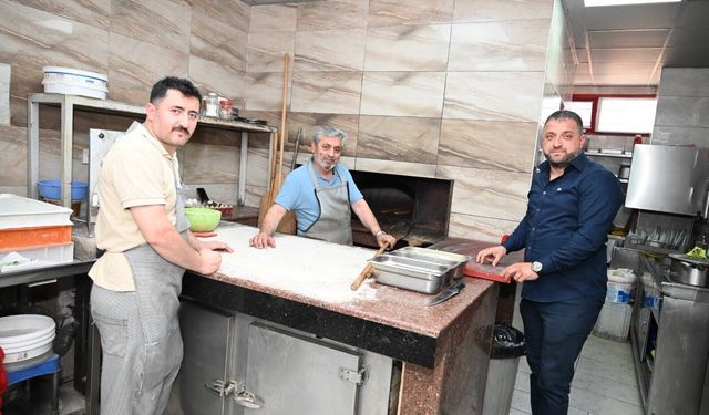İzmir'de online yemek siparişleri tartışması: Yüksek komisyonlar için düzenleme talebi!