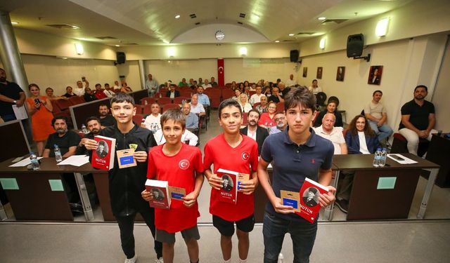 Karşıyaka Meclisi'ni gururlandıran başarı!