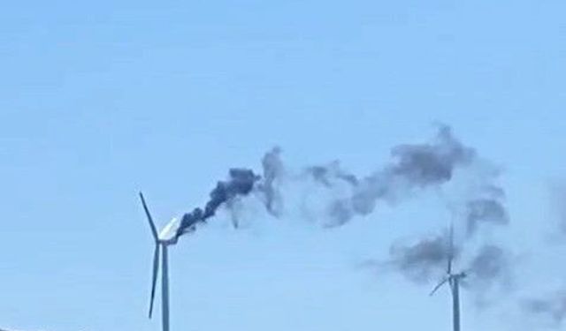 Ormanın dibinde alev savaşı: Bergama’da türbin yangınına helikopterli müdahale