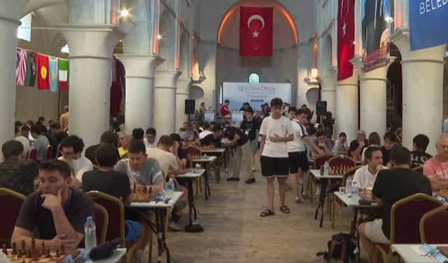 Çeşme'de satranç şöleni! 40 ülkeden 1125 sporcu aynı masada buluştu