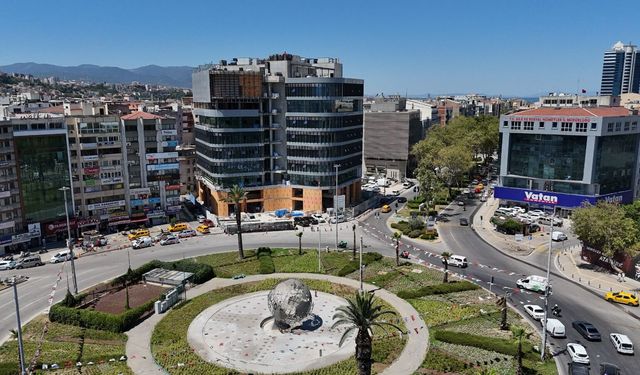 Yeni hizmet binasında geri sayım: Konak Belediyesi yeni evine taşınıyor!