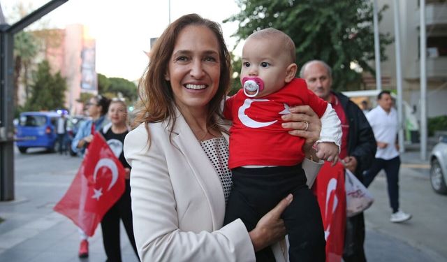 Karşıyaka Belediyesi’nden yeni anne babalara “Hoş Geldin Bebek” desteği