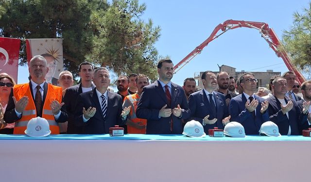 AK Partili İnan, Menemen'den YENİ Parti'ye yüklendi: "Eski CHP kliği kentte rüşvetin temelini atıyor..."