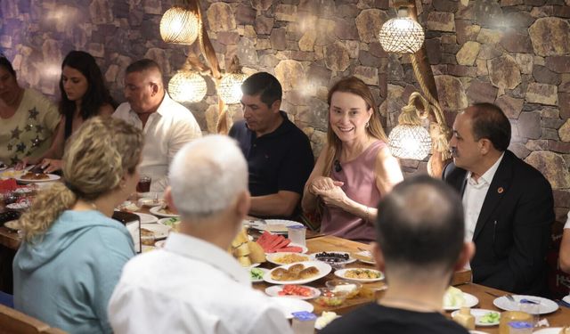 Kemeraltı için yeni dönem! Başkan Mutlu esnafla buluştu, projeleri açıkladı