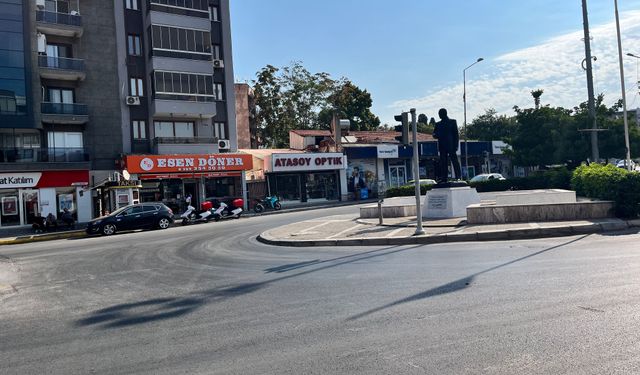 Buca’da dehşet anları! Traktörden kopan tanker kaldırıma savruldu