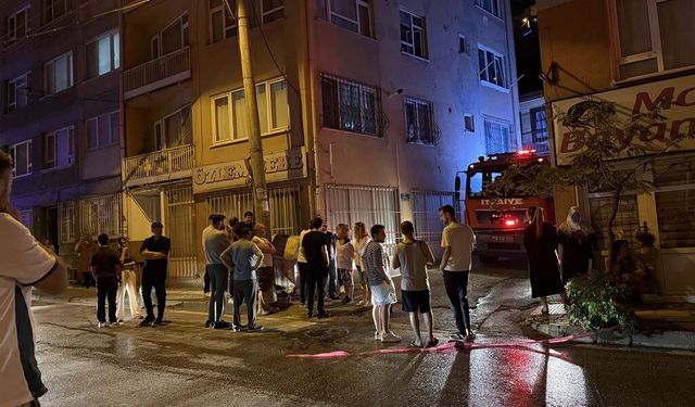 Ev yangını faciası: Alevlerin arasında kalan 55 yaşındaki adam hayatını kaybetti
