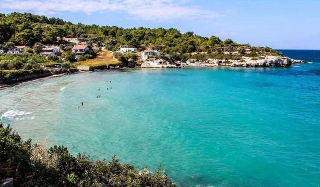Doğası aynı sakinliği farklı: İzmir'de Çeşme'ye alternatif kum denizi koyu
