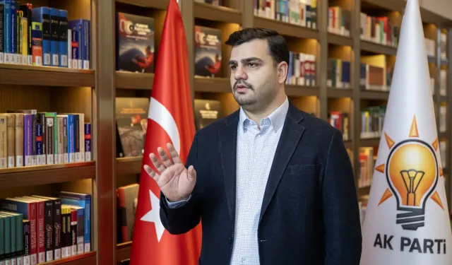 Eyyüp Kadir İnan: "Neyi takip ettiğimizi merak edenler dönüp bu eserlere iyi baksın"