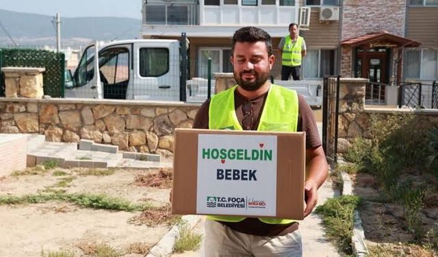Foça Belediyesi'nden yeni doğan bebeklere "Hoş Geldin" desteği!