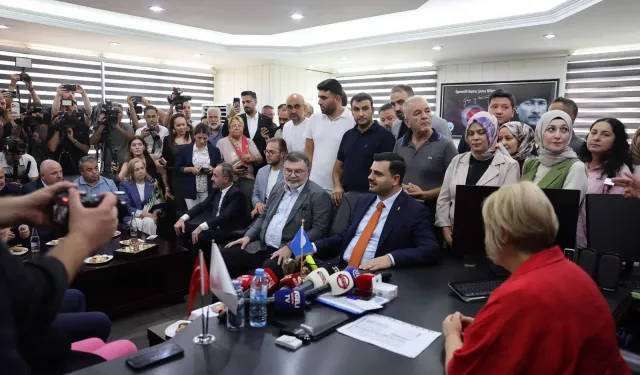 Harun Bila CHP’den istifa etti! O fotoğrafla ilgili konuştu!