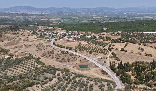 İzmir Büyükşehir’den Kınık’a ulaşım yatırımı: Beş mahallede yollar yenilendi