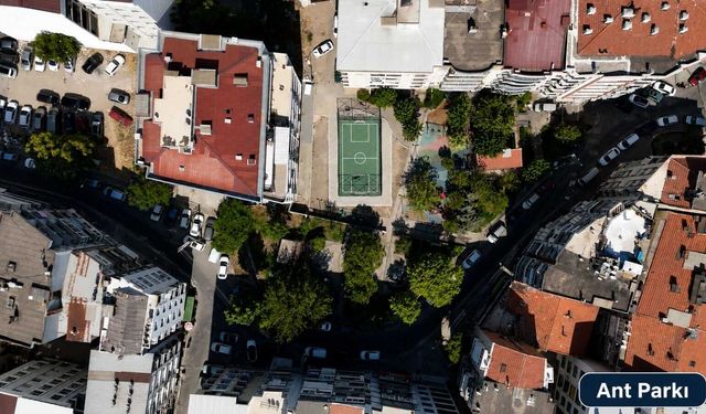 Karabağlar’da mini futbol sahaları tamamlandı! İşte o 5 mahalle
