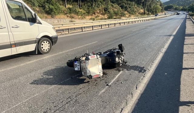 Manisa-İzmir kara yolunda feci motosiklet kazası: Sürücü yaşamını yitirdi!