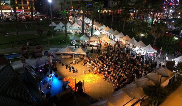Müzikten tiyatroya kentin dört bir yanında sanat: TeosFest Seferihisar’ı hareketlendirdi