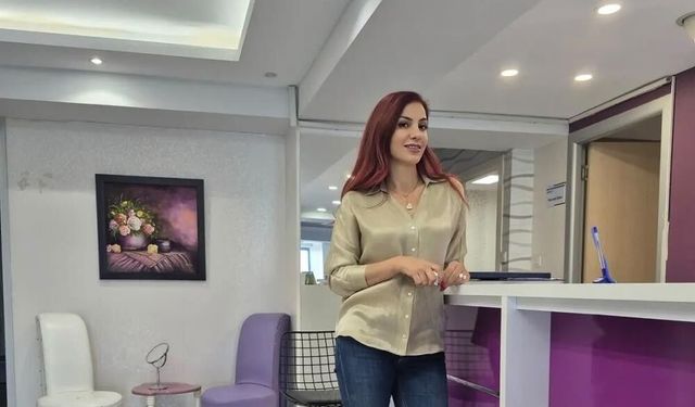 İzmir'de doktor Özlem Gültekin son yolculuğuna uğurlandı!