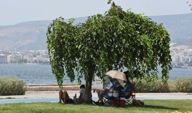 Perşembe günü sıcaklık düşüyor ama tehlike geçmiyor: Akdeniz ve Ege'de hissedilen sıcaklık rekor kıracak!
