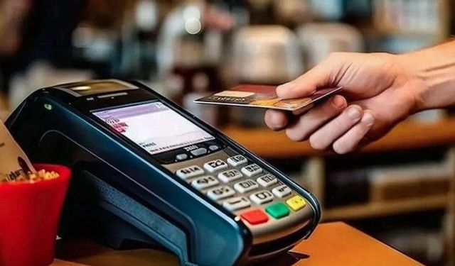 İzmir Kemalpaşa'da yaşayan bir vatandaş iyi niyetinin kurbanı oldu! Akrabası diye güvendi 3 milyon liralık borç üzerine kaldı