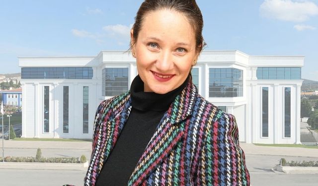 Sinem Gülenç kimdir, nereli, hangi görevlerde bulundu? Tuzla'daki koltuğa İzmit'ten gelen isim