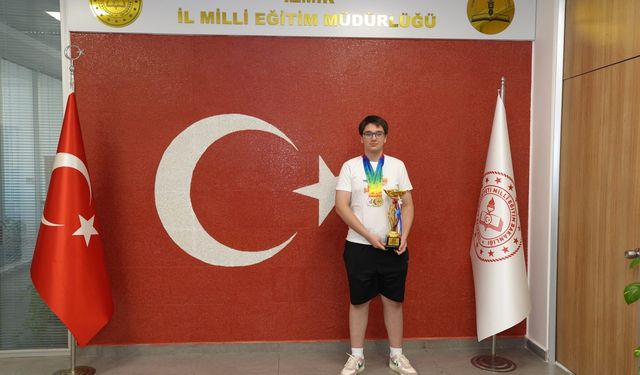 Singapur'dan İzmir'e ikincilik gururu!