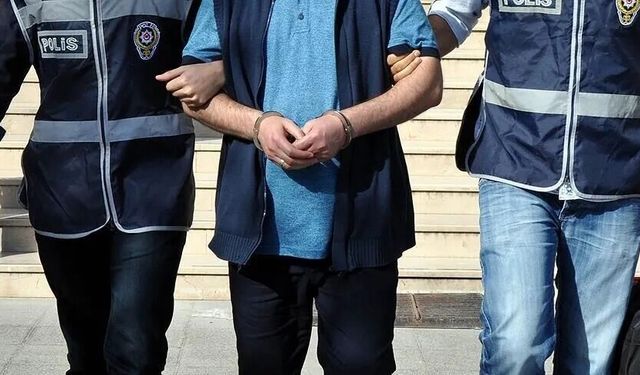 Tarlayı yasaklı madde bahçesine çevirmişti: Urla'da narkotik baskını!