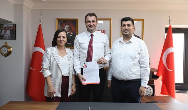 YENİ Parti Karabağlar'da güç kazandı!