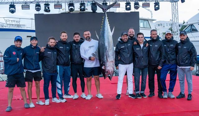Big Fish Türkiye’de oltalar şampiyonluk için gerildi! 100 kiloluk orkinos kupayı getirdi