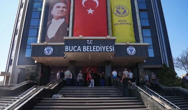 Buca'da çöp sorununa çözüm arayışı!  Bakanlık'tan 'yardım' isteyecek!