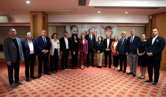 Çağatay Güç ve ilçe belediye başkanları bir arada: Hedef iktidar