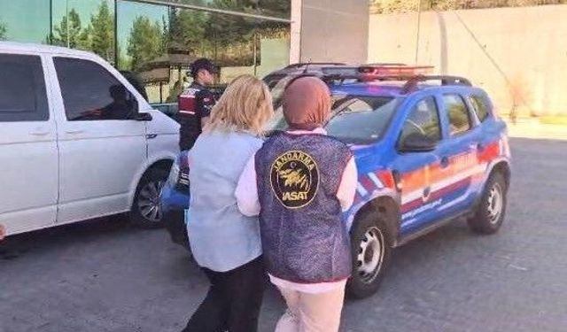 Polis yalanıyla 300 bin TL’lik vurgun! Denizli’den İzmir’e uzanan dolandırıcılık operasyonu