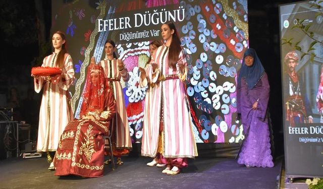 Efeler Yolu Ödemiş’ten geçti Çakırağa Konağı’nda “Efeler Düğünü” canlandırıldı
