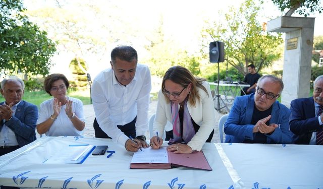 İmzalar atıldı, işçinin yüzü güldü: Güzelbahçe’de ek zam ve izin parası müjdesi