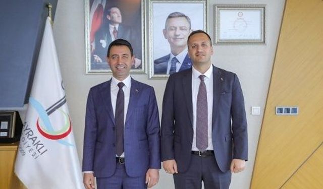 İrfan Önal yakın arkadaşı Ömer Eşki'yi yalnız bırakmadı : YENİ Parti'ye geçiyor