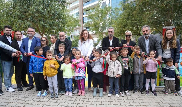 İzmir’de bir ilk: Karşıyaka'da bir çocuğun gözünden görülen o park açıldı!
